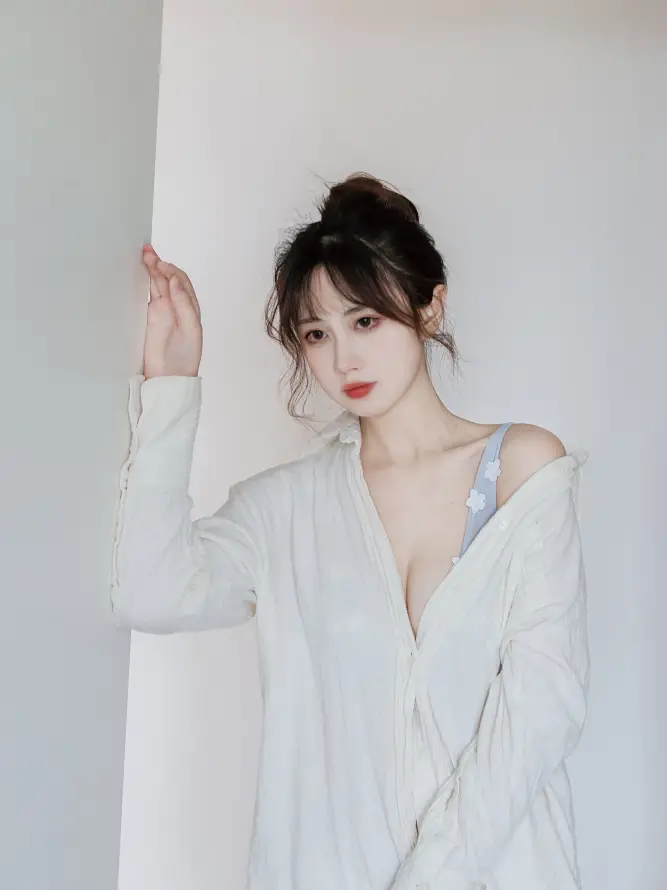 欧美伊香蕉久久综合网99_亚洲人成电影在线播放_亚洲国产精品每日更新