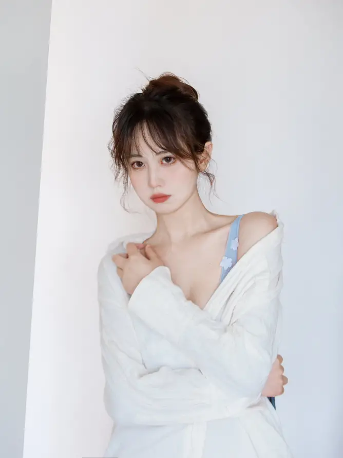 欧美伊香蕉久久综合网99_亚洲人成电影在线播放_亚洲国产精品每日更新