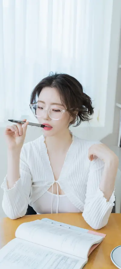 欧美伊香蕉久久综合网99_亚洲人成电影在线播放_亚洲国产精品每日更新