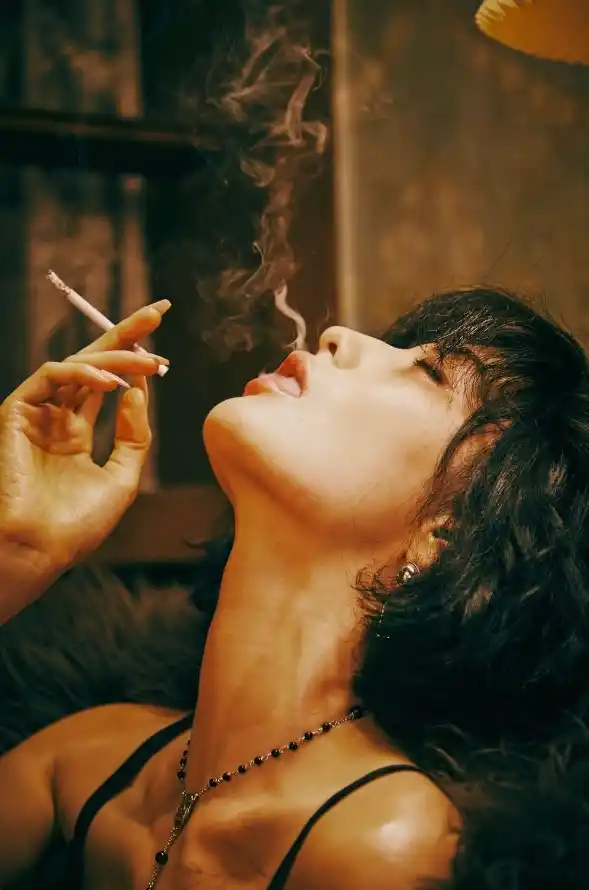 欧美伊香蕉久久综合网99_亚洲人成电影在线播放_亚洲国产精品每日更新
